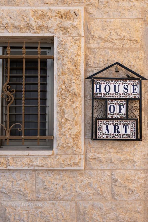 House Of Art Hotel Arad Exterior photo